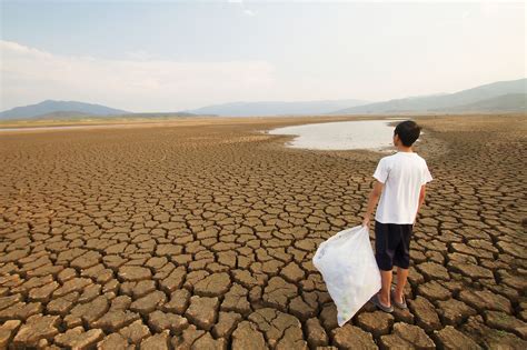 Water & Climate Change .